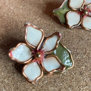 Floral Earrings in White and Gold - magnolia flower